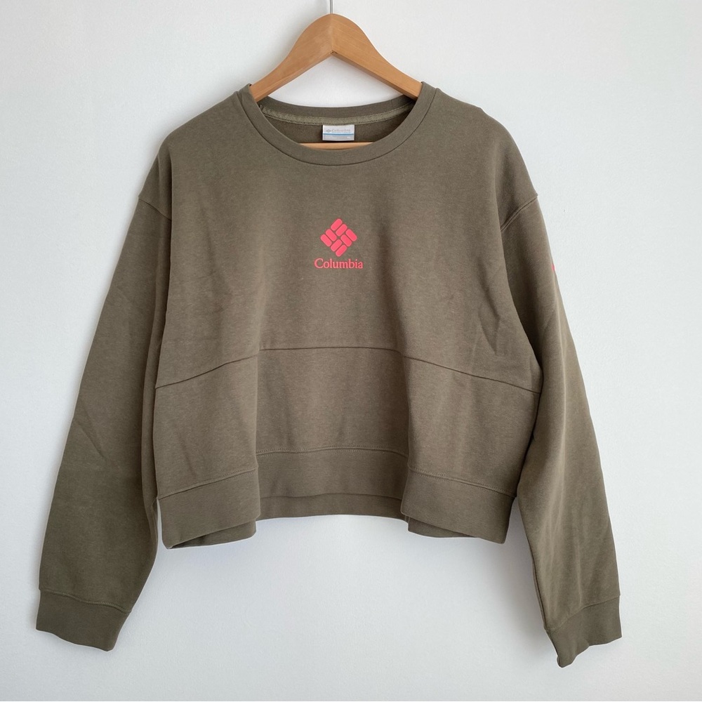 Columbia Womens Cropped Top Sweatshirt, Long Sleeve, Crew Neck, Brownish Green